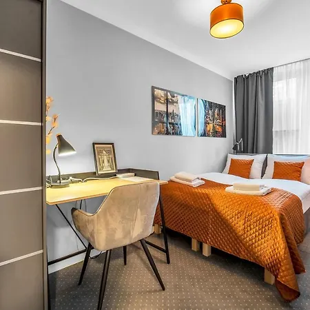 Grzybowska 9 By Bookinghost Апартаменты