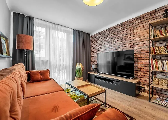 Grzybowska 9 By Bookinghost Varsó