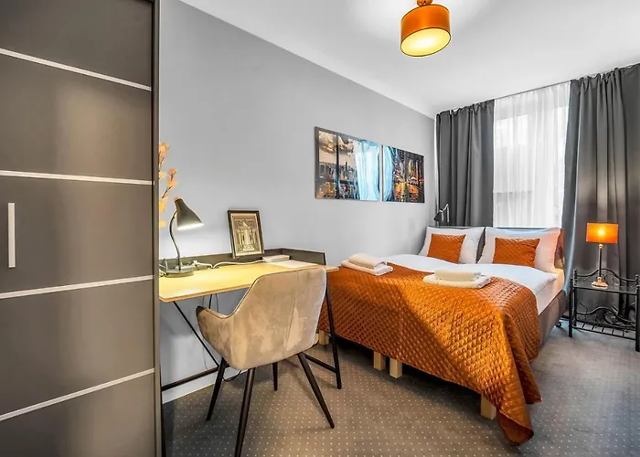 Grzybowska 9 By Bookinghost Apartman