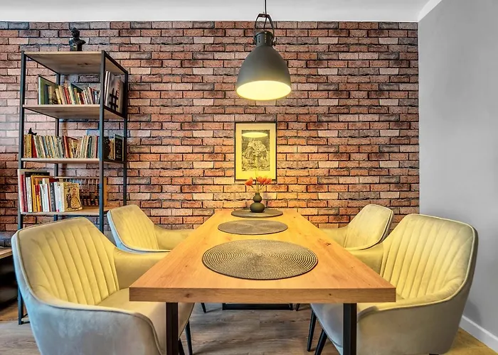 Grzybowska 9 By Bookinghost Apartman