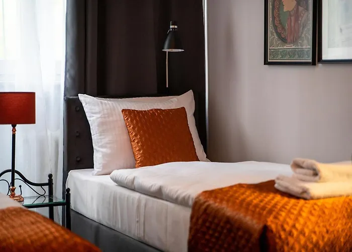 Grzybowska 9 By Bookinghost 4* Varsó